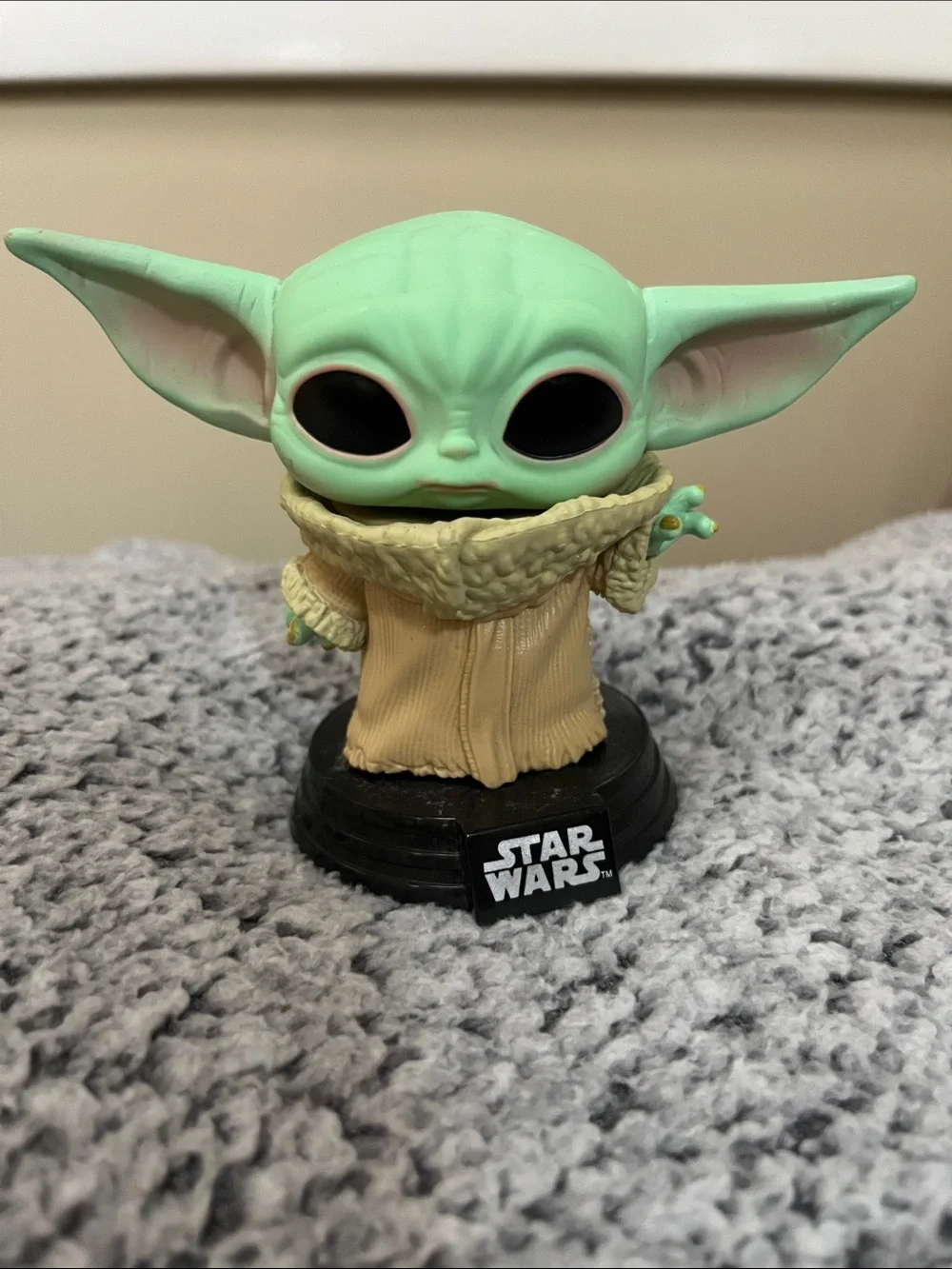 Star Wars Grogu Collectible Figure - Mint Green & Tan